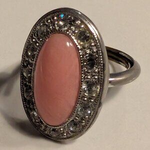 Vintage Avon Oval Shaped Ring